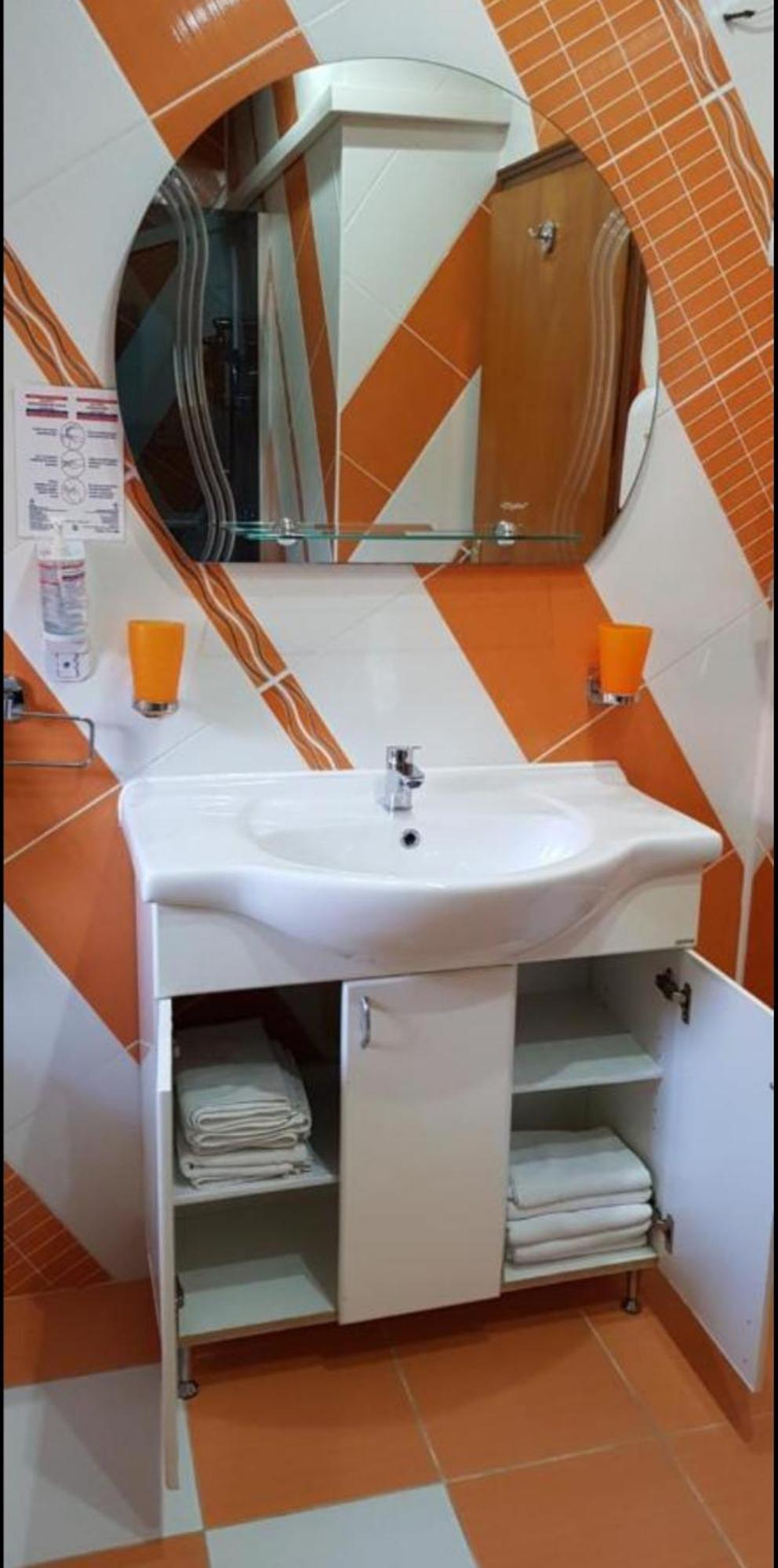 Lux Apartments With Pool Dex Zemun Polje Екстериор снимка